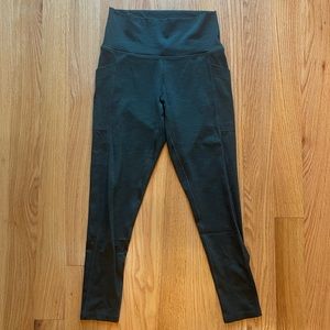PrAna Becksa 7/8 heather dark green ribbed leggings with pockets size medium